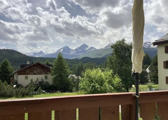 Chesa Auicula By Interhome