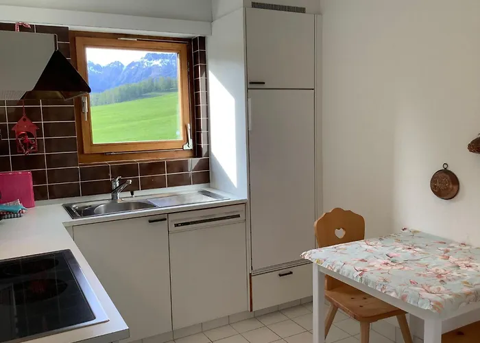 Chesa Auicula By Interhome *