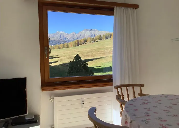 Apartamento Chesa Auicula By Interhome *